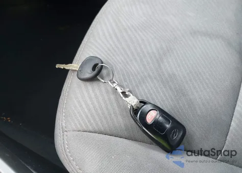 2013 Hyundai Elantra Gls from USA, damaged, VIN 5NPDH4AE9DH442554